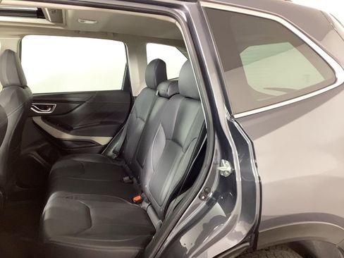 Used 2022 Subaru Forester Limited image 12