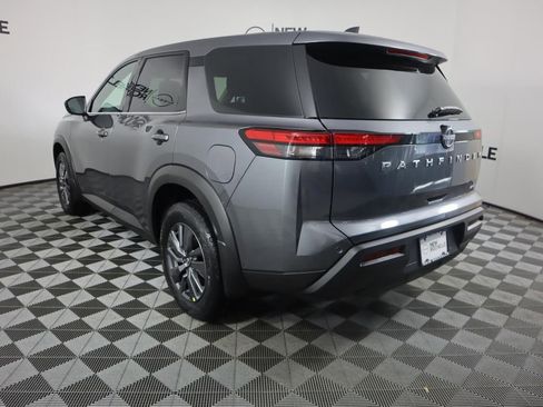 Certified 2025 Nissan Pathfinder S image 6