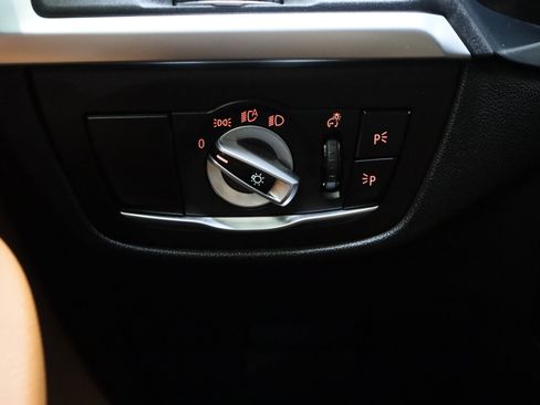 Used 2024 BMW X3 sDrive30i w/ Premium Package image 28