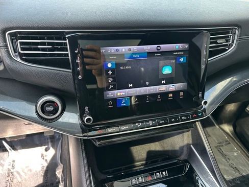 Used 2022 Jeep Wagoneer Series I w/ Premium Group I AWD/4WD image 26