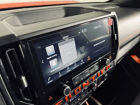 Used 2025 Nissan Frontier PRO-4X image 29