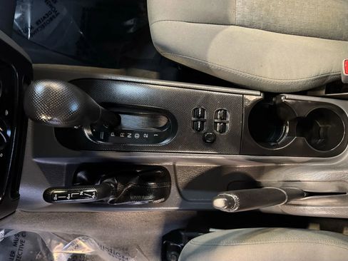 Used 2006 Jeep Liberty Sport image 14