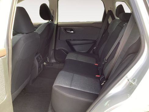 Used 2023 Nissan Rogue SV image 26