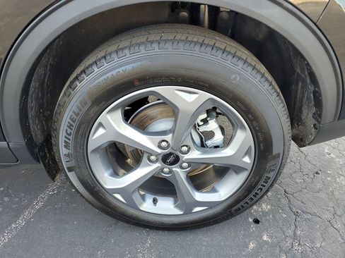 Used 2025 Ford Escape ST-Line image 32