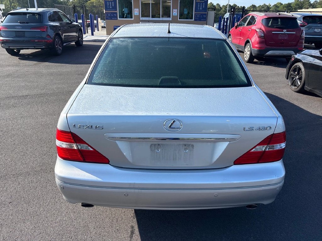 Used 2005 Lexus LS 430 w/ Premium Pkg RWD image 5