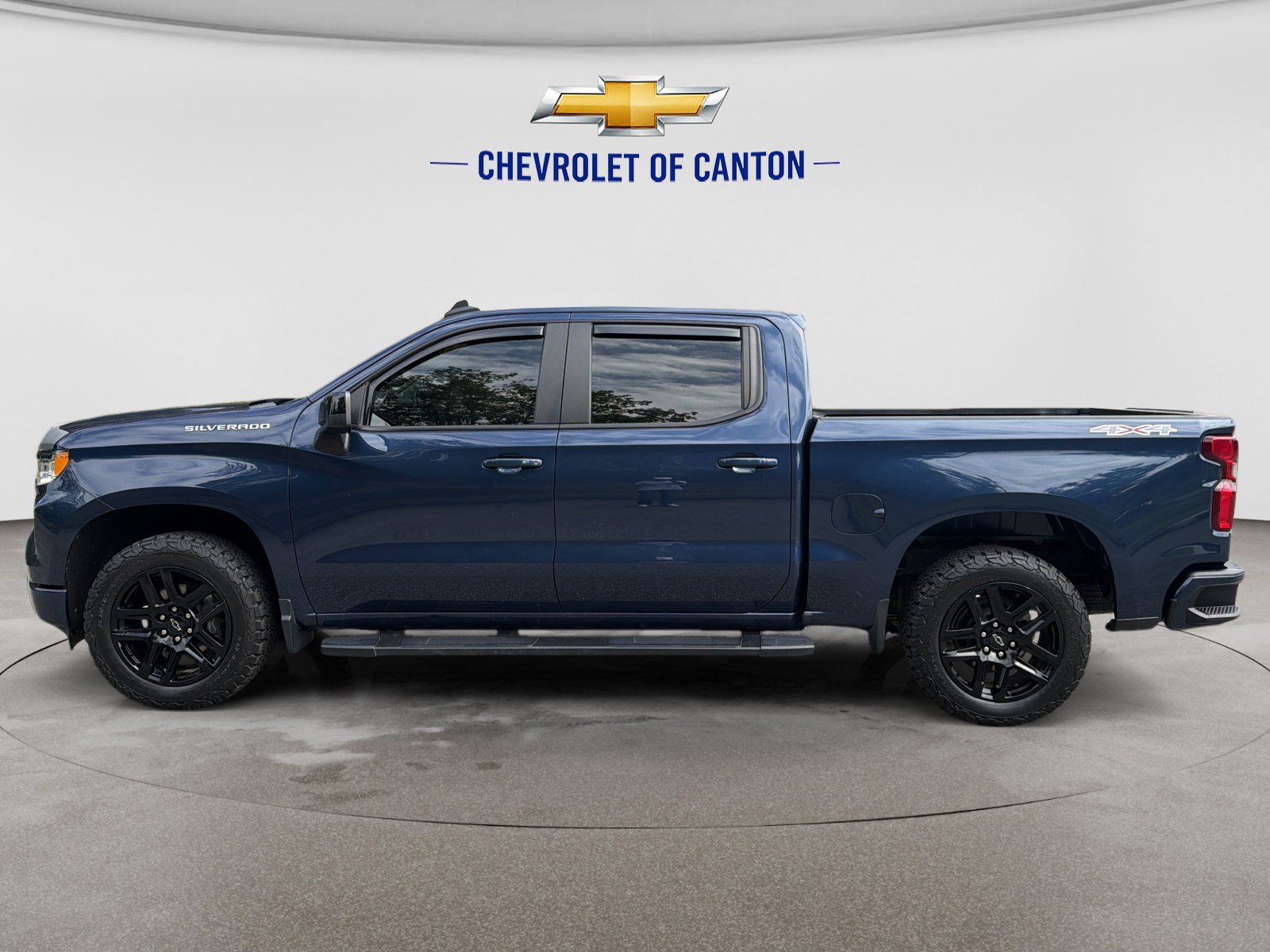 Used 2022 Chevrolet Silverado 1500 RST AWD/4WD image 8