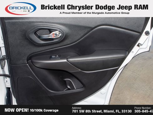 Used 2019 Jeep Cherokee Limited image 13