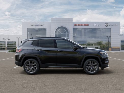 New 2026 Jeep Compass Limited image 20
