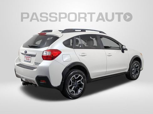 Used 2016 Subaru Crosstrek 2.0i Premium image 7