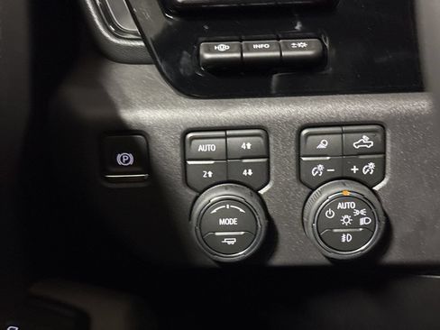 New 2026 Chevrolet Silverado 1500 ZR2 w/ Dark Appearance Package AWD/4WD image 19