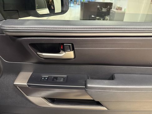 Certified 2023 Toyota Sequoia SR5 image 22