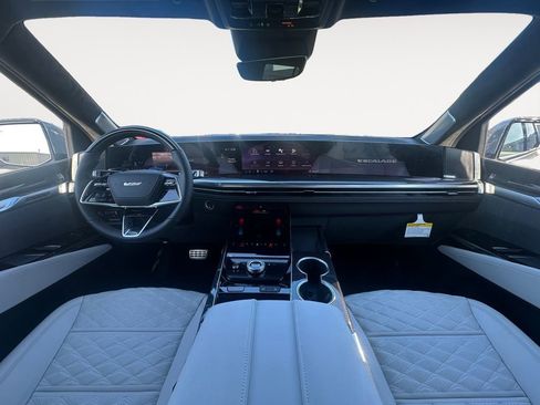 New 2026 Cadillac Escalade V image 13
