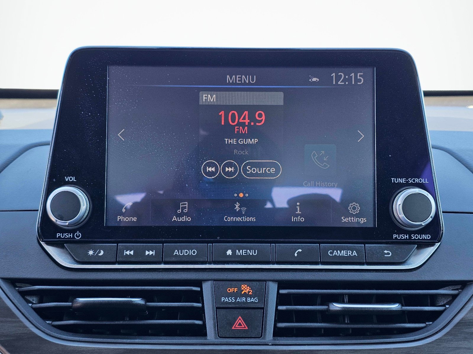 Used 2025 Nissan Altima 2.5 SV FWD image 26