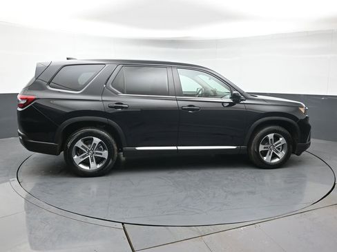 Certified 2025 Honda Pilot EX-L image 7