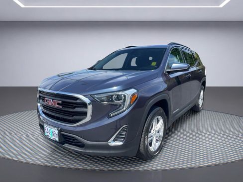 Used 2018 GMC Terrain SLE w/ Driver Convenience Package AWD/4WD image 2
