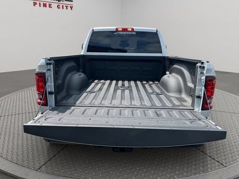New 2026 RAM 3500 Big Horn AWD/4WD image 35