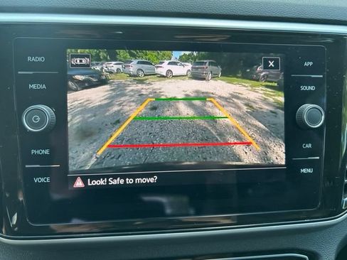 Used 2023 Volkswagen Atlas SE AWD/4WD image 13