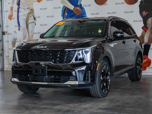 Used 2025 Kia Sorento EX image 21