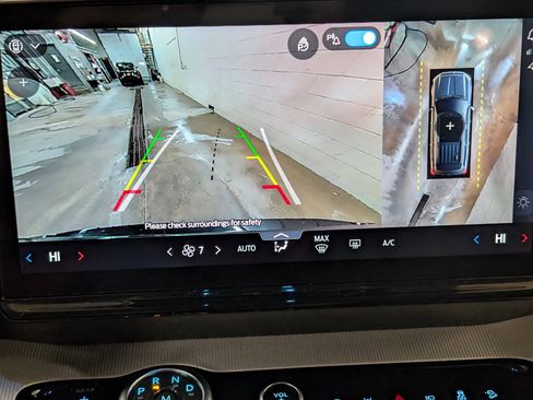 Used 2025 Ford Expedition Max Active image 26