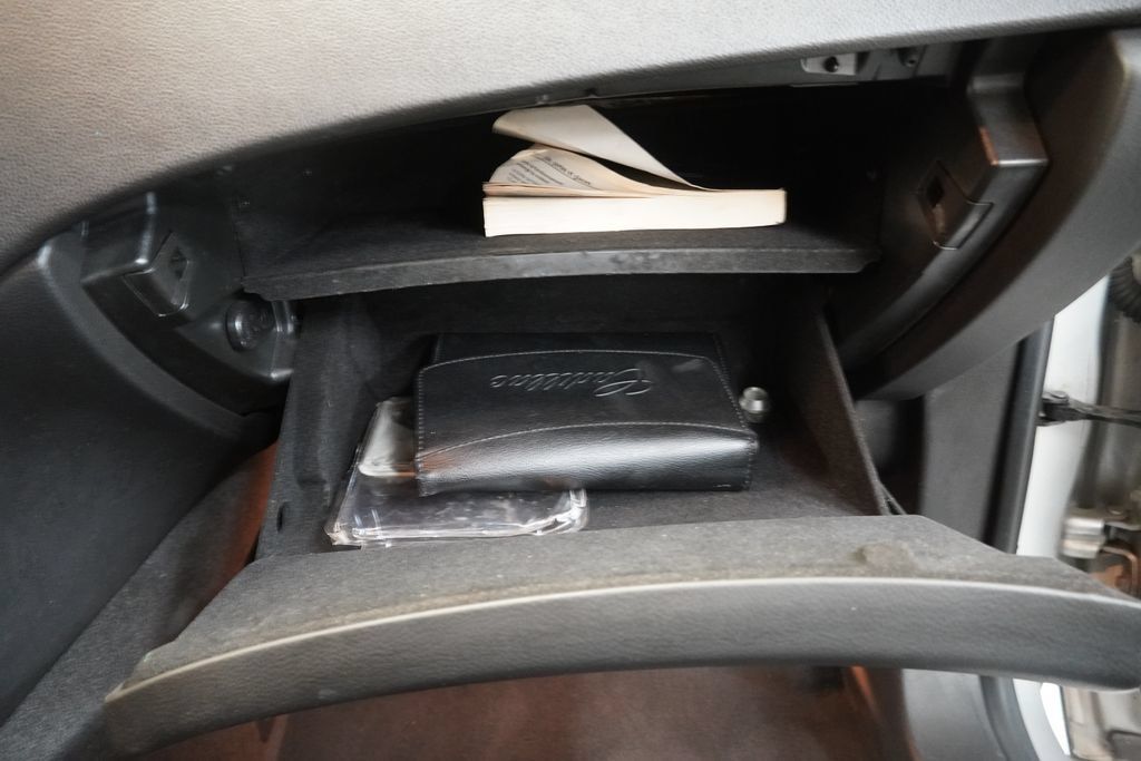 Used 2015 Cadillac SRX FWD image 36