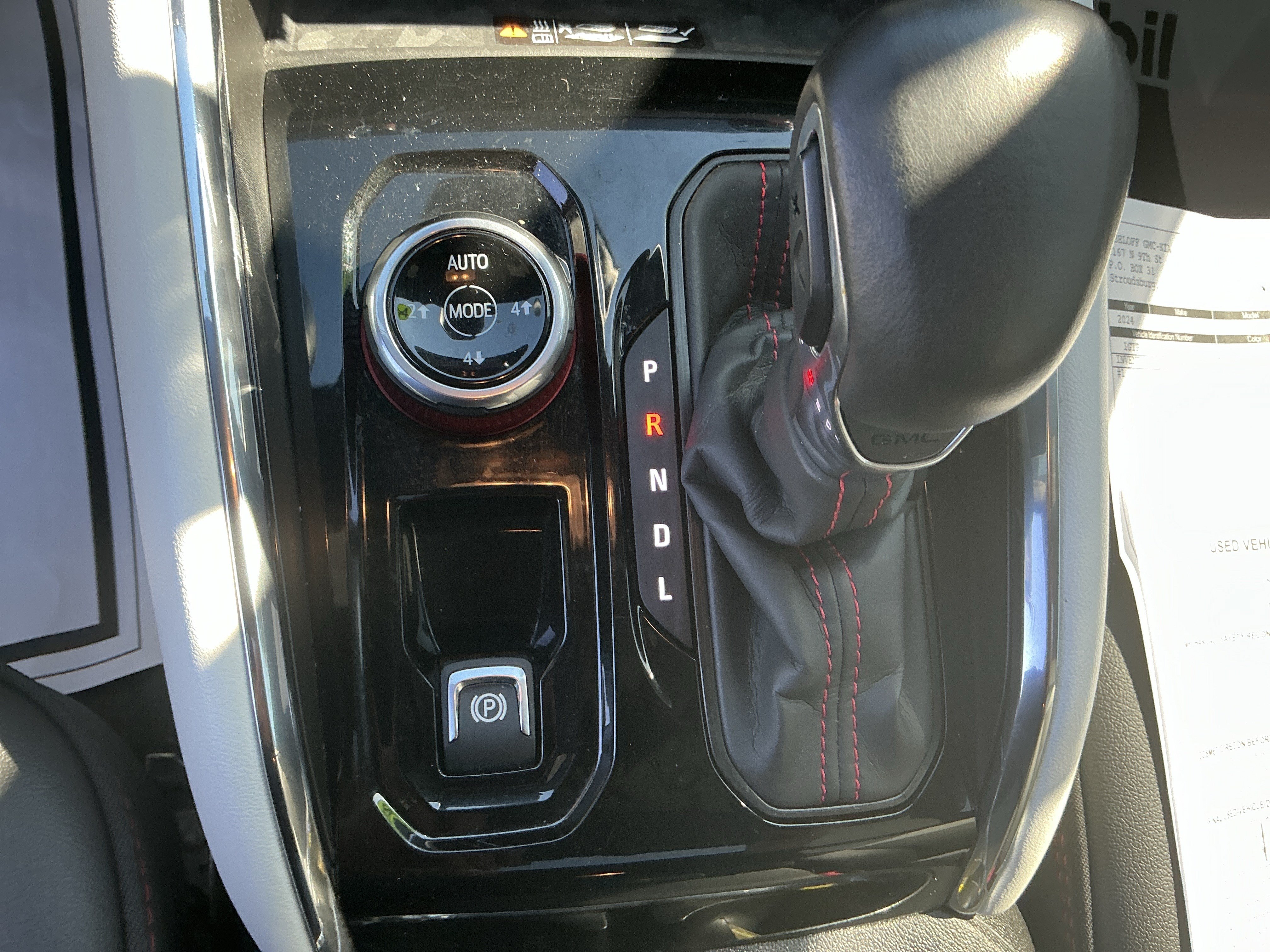 Used 2024 GMC Canyon AT4X AWD/4WD image 29