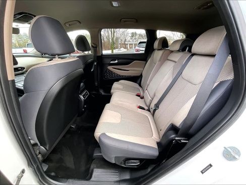 Used 2023 Hyundai Santa Fe SEL image 15