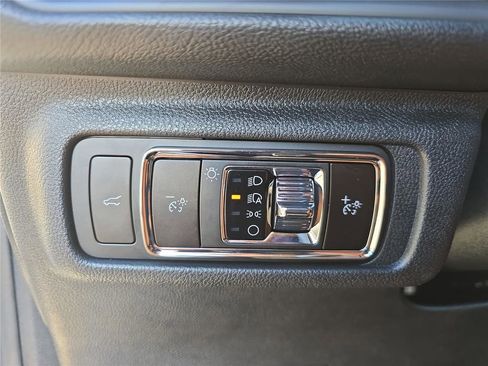 New 2026 Lincoln Corsair Reserve w/ Jet Appearance Package FWD image 23