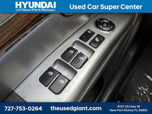 Used 2010 Hyundai Santa Fe Limited image 29