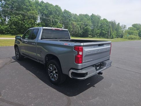 Used 2023 Chevrolet Silverado 1500 LT AWD/4WD image 5