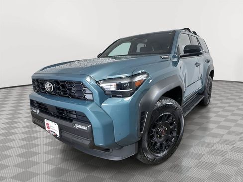 Used 2025 Toyota 4Runner TRD Off-Road Premium AWD/4WD image 1
