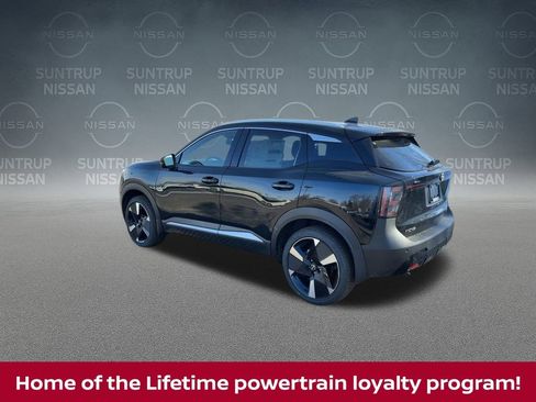 Certified 2025 Nissan Kicks SR image 7