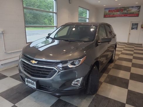 Used 2021 Chevrolet Equinox LT AWD/4WD image 2