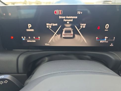 New 2026 Nissan Sentra SV FWD image 7