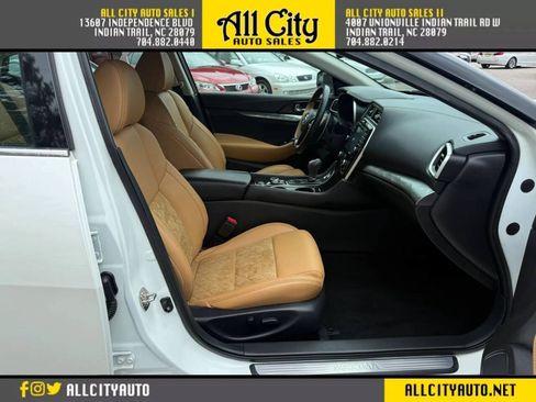 Used 2016 Nissan Maxima SR w/ Interior Lighting Package FWD image 21