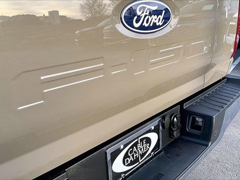 Used 2025 Ford F150 Lariat w/ Equipment Group 502A High image 28