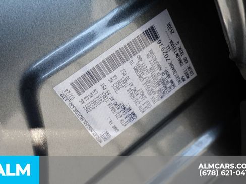 Used 2024 Nissan Rogue SV FWD image 38