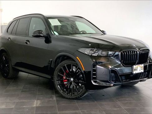 Used 2024 BMW X5 sDrive40i w/ M Sport Package image 2