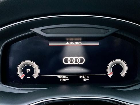 Used 2019 Audi Q8 Premium Plus w/ Premium Plus AWD/4WD image 26