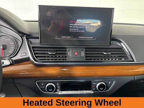 Used 2023 Audi Q5 2.0T Premium w/ Convenience Package AWD/4WD image 16