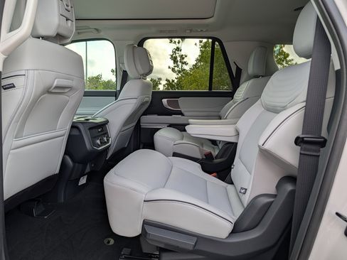 New 2026 Ford Expedition Max Platinum AWD/4WD image 19