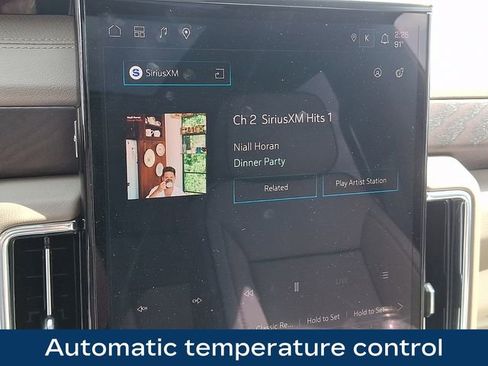 Used 2026 GMC Yukon XL Denali w/ Sun & Power Step Package image 9