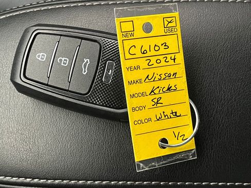Used 2024 Nissan Kicks SR w/ SR Premium Package FWD image 23