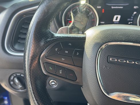Used 2022 Dodge Challenger R/T Scat Pack w/ Driver Convenience Group RWD image 20