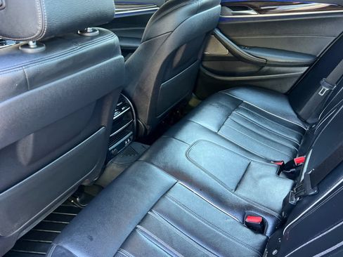 Used 2020 BMW 530i w/ Premium Package RWD image 4