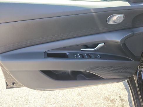 New 2026 Hyundai Elantra SE image 14