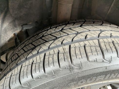 Used 2024 Toyota RAV4 Adventure image 13