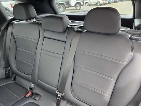 Used 2023 Mercedes-Benz GLC 300 4MATIC image 17