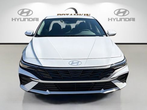 New 2026 Hyundai Elantra Blue image 2