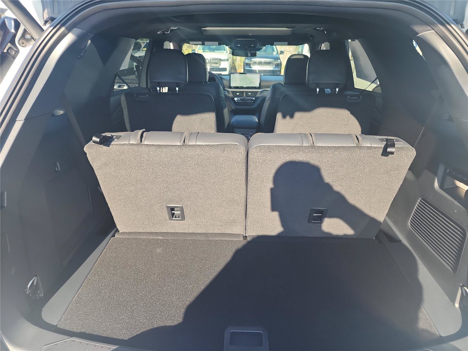 New 2026 Ford Explorer Tremor w/ Tremor Ultimate Package AWD/4WD image 19