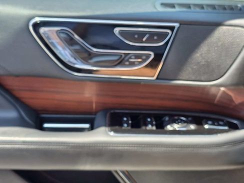 Certified 2022 Lincoln Navigator Reserve RWD image 16